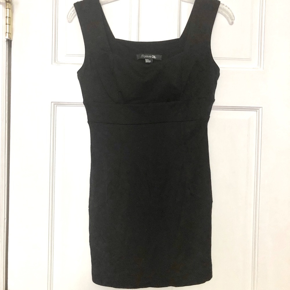 Black mini dress 💃🏼